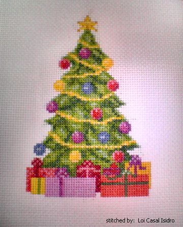 20 fantastic Christmas cross stitch patterns for you free to download.